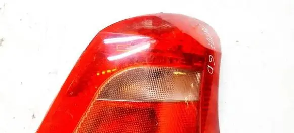 Toyota Yaris Rear/tail lights