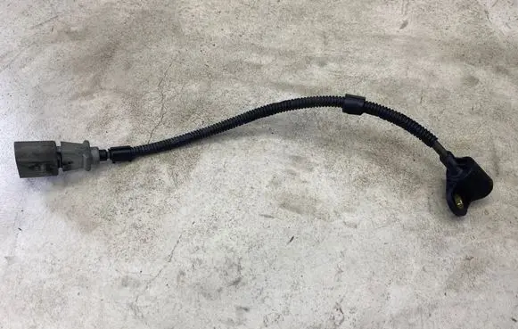 Seat Alhambra (Mk1) Camshaft position sensor 9805940