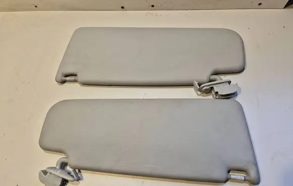 Skoda Octavia Mk2 (1Z) Sun visor 1Z0857551 1Z0857552