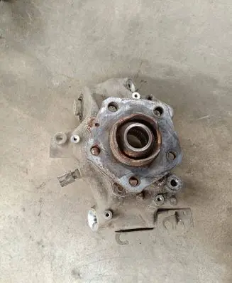Audi SQ7 Rear wheel hub spindle/knuckle 4M0505431AF