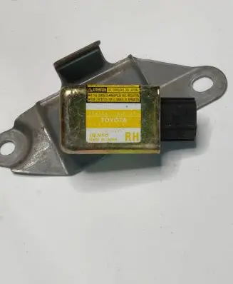 Toyota Land Cruiser (J120) Airbag deployment crash/impact sensor 1879000450