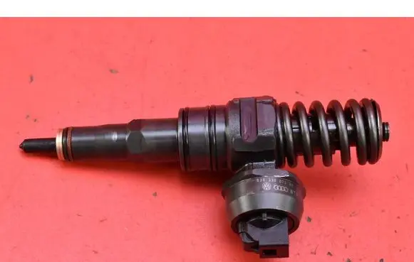 Ford Galaxy Fuel injector 038130073BA