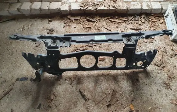 BMW 5 E39 Radiator support slam panel NOCODE