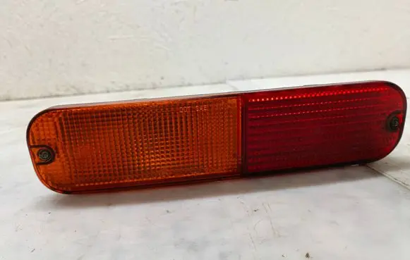 Land Rover Freelander Rear Tail Bumper Turn Signal E26130 2297
