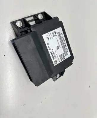 Volkswagen Tiguan Hand brake control module 3AA907801G 18233201A GN00222087L
