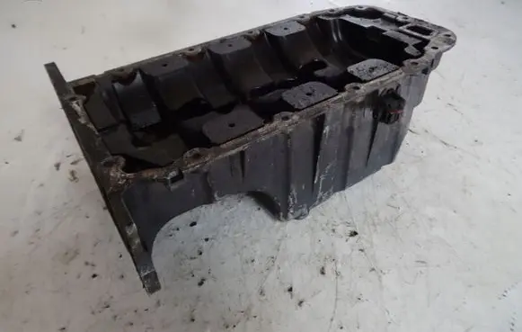 Opel Astra H Oil sump 55353306