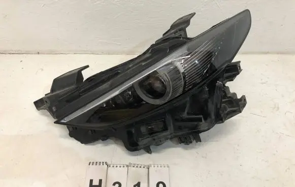 Mazda 3 Headlight/headlamp BCJH-51040