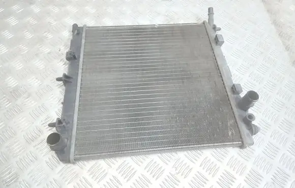 Citroen C3 Coolant radiator 9680239580