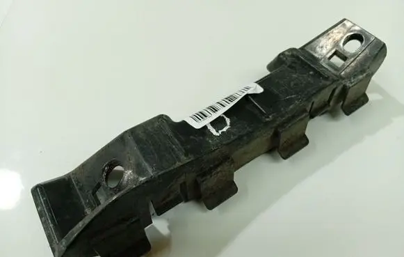 KIA Ceed Front bumper mounting bracket 865181H000 86518-1H000