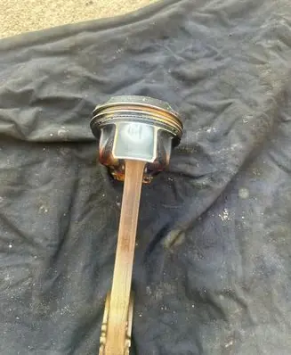 Skoda Superb B8 (3V) Piston with connecting rod
