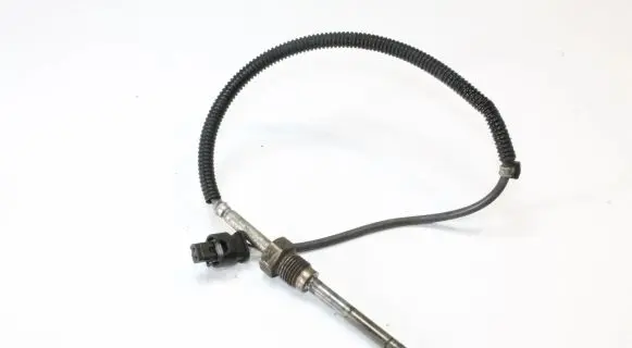 Mercedes-Benz S W221 Exhaust gas temperature sensor A0071533528