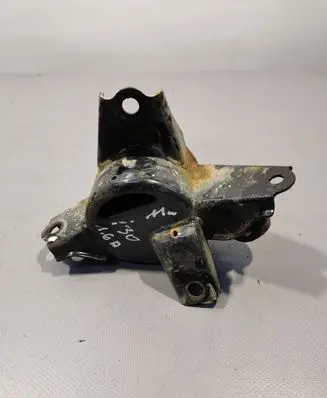 Hyundai i30 Engine mount bracket