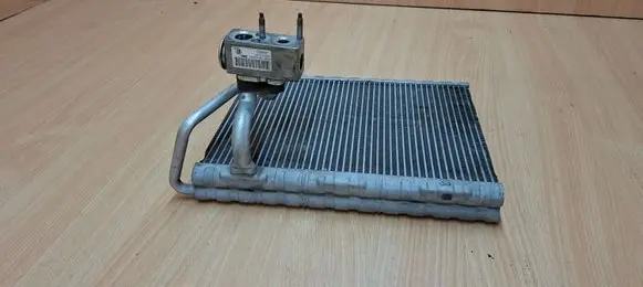 Citroen DS5 Air conditioning (A/C) radiator (interior) Y2844001