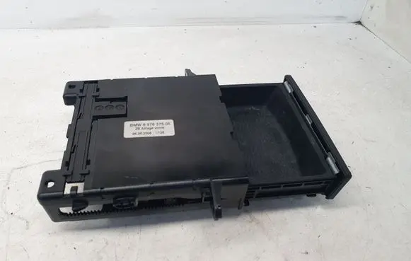 BMW 5 E60 E61 Dashboard storage box/compartment 697637505