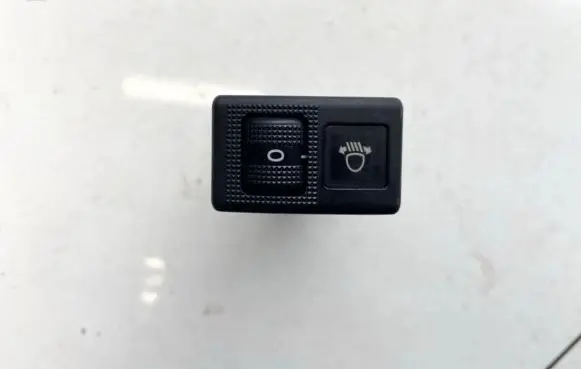 Volkswagen PASSAT B5.5 Headlight level height control switch 134139