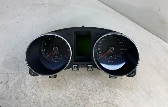 Volkswagen Golf VI Speedometer (instrument cluster) 5K0920870D VDD024250 0919015261