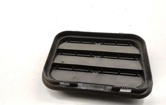 Mercedes-Benz A W177 Quarter panel pressure vent A1778304001