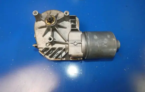 Mercedes-Benz C AMG W204 Wiper motor 1397220564 101055231115