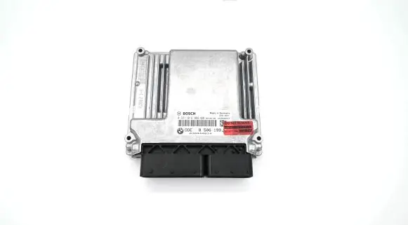 BMW 5 E60 E61 Engine control unit/module 8506199 13618506199 0281016066