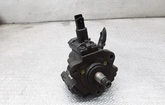 Peugeot 406 Fuel injection high pressure pump 0445010010