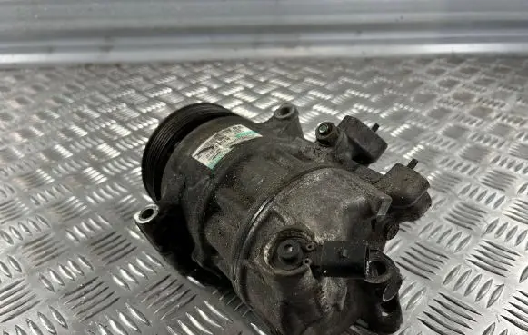 Volkswagen PASSAT B6 Air conditioning (A/C) compressor (pump) 5n0820803 78680897790 802078UN9
