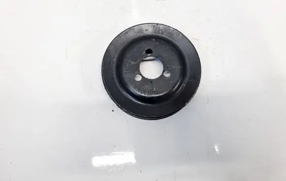 Volkswagen Golf V Water pump pulley 03D121028B