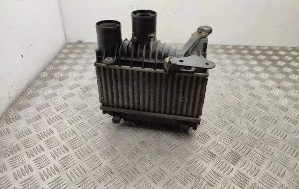 Toyota Avensis T250 Intercooler radiator 873067D