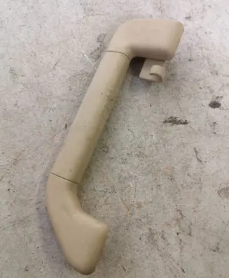 Volkswagen Touareg I Rear interior roof grab handle 7L0857608A