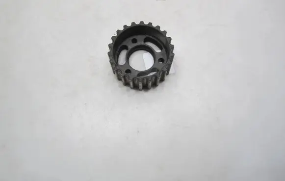 Volkswagen PASSAT B7 Fuel pump gear (pulley) 03L130111E