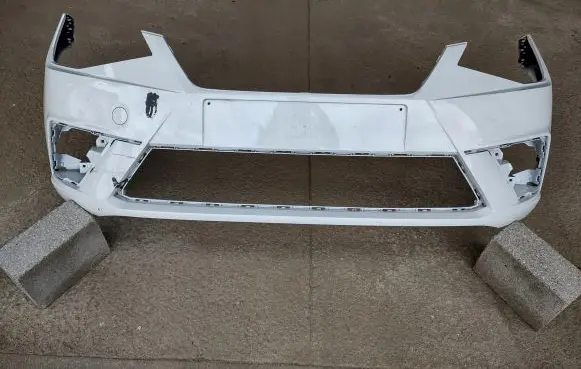 Seat Ibiza V (KJ) Front bumper 6F0807221D