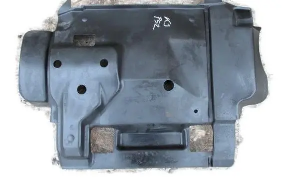 Jeep Cherokee III KJ Engine splash shield/under tray
