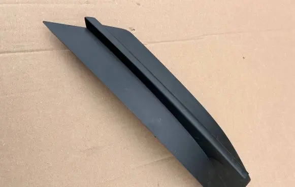 Volkswagen Crafter Front bumper lower grill 7C0807246