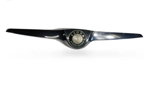 Skoda Fabia Mk2 (5J) Front bumper upper radiator grill 5J0853633A 5J0853661A
