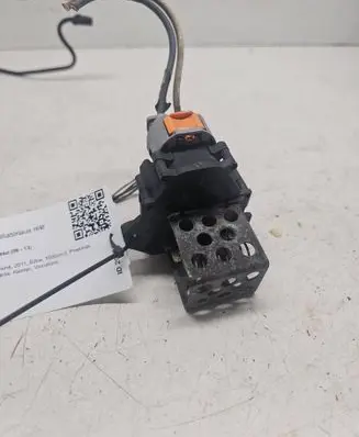Coolant fan relay
