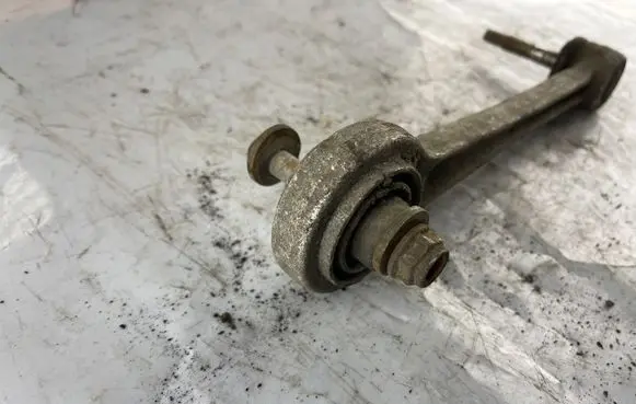 BMW 7 E38 Rear control arm 1090746