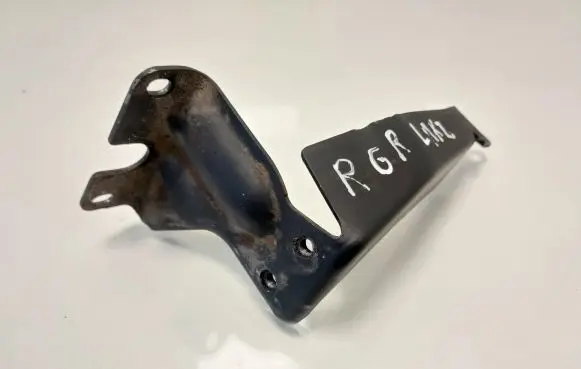 Audi A6 S6 C6 4F EGR valve cooler bracket 059131133H