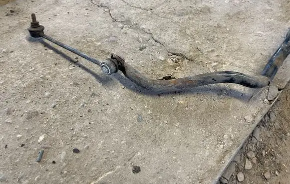 Mercedes-Benz Vito Viano W638 Front anti-roll bar/sway bar