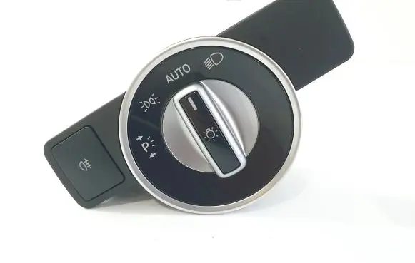 Mercedes-Benz CLA C117 X117 W117 Light switch A2129050551