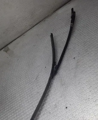Audi A6 S6 C5 4B Windshield/front glass wiper blade 4B1955407D