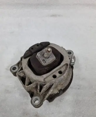 BMW 4 F36 Gran coupe Engine mount bracket 6785713 290118 22116785713