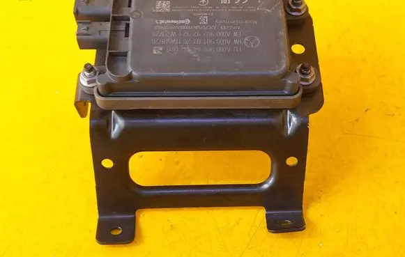 Mercedes-Benz S W223 Distronic sensor radar A0009006444 A0009029292