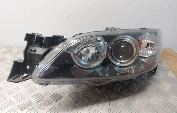 Mazda 3 I Headlight/headlamp