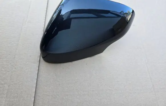Volvo V70 Plastic wing mirror trim cover 3004277