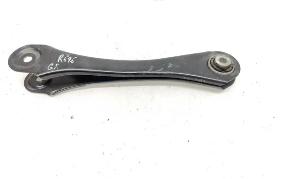 Rear control arm