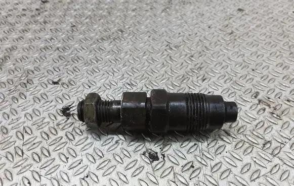 Hyundai H-100 Fuel injector