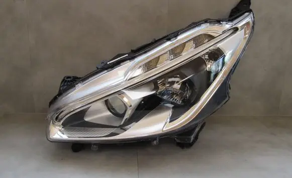 Peugeot 208 I Headlight/headlamp 9810805780 90047883