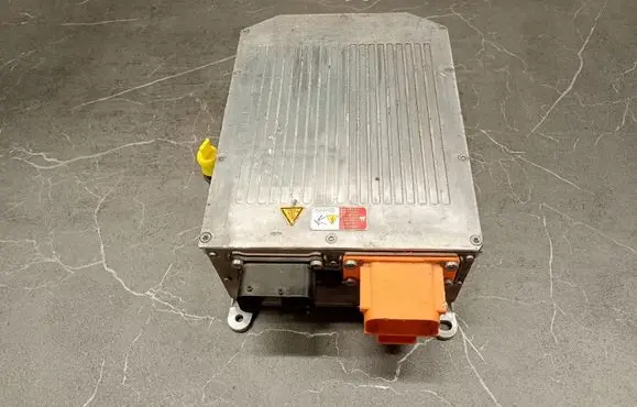 Audi A6 S6 C8 4K Battery charger (optional) 5qe915681s