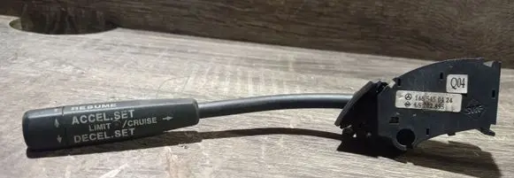 Mercedes-Benz A W168 Cruise control switch 1685450424