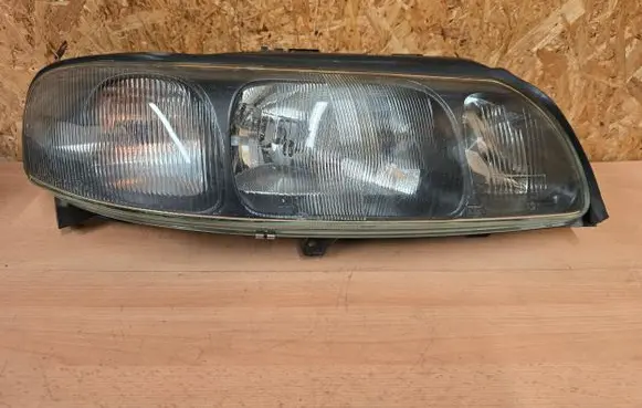 Volvo S60 Headlight/headlamp 8659611 89006821