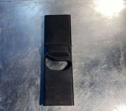 Mercedes-Benz E W124 (B) pillar trim (top) 2026920622